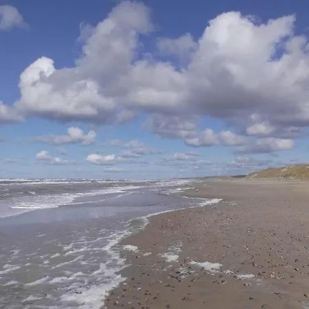 4 Person In Hjorring-by Traum イェリング