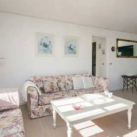 4 Person In Hjorring-by Traum Feriehus Hjørring