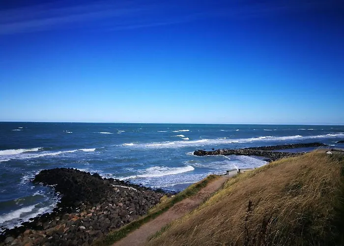 4 Person In Hjorring-by Traum * イェリング